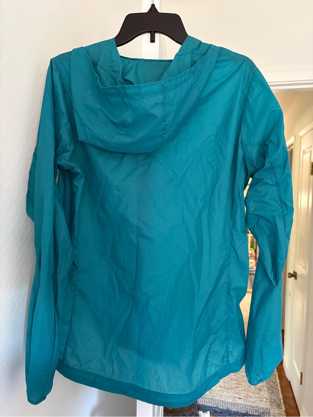 Patagonia Houdini Women’s Teal Lightweight Hooded Shell Jacket - Picture 3 of 3